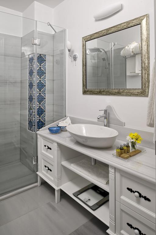Nexthouse Pera (adults Only) מלון 4*