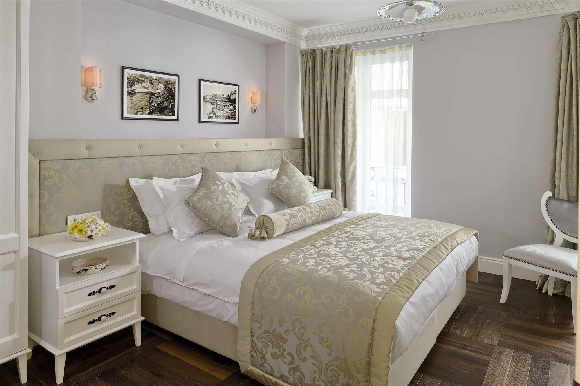 Nexthouse Pera (adults Only) מלון 4*